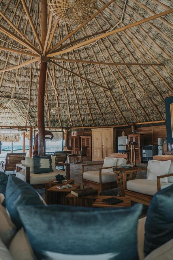 Royal Belize Hotell Thatch Caye Eksteriør bilde